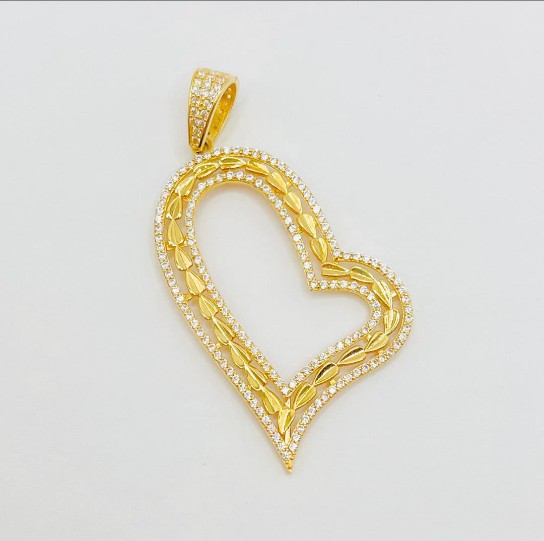 Fancy Corazon Pendant