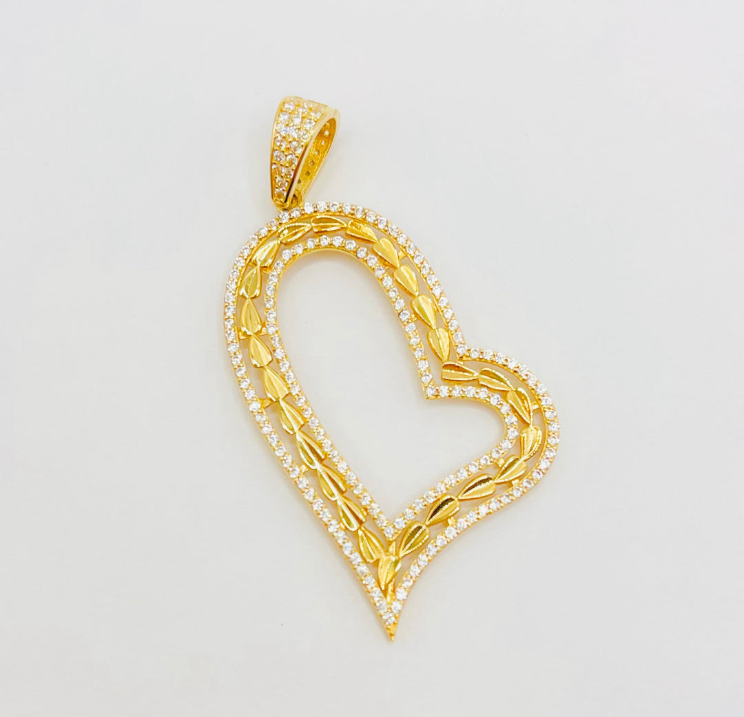 Fancy Corazon Pendant